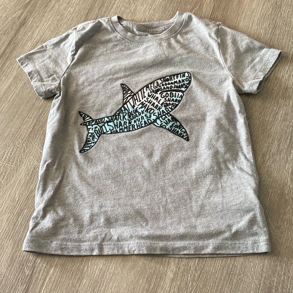 3/$10 Cat & Jack Shark SS XS
